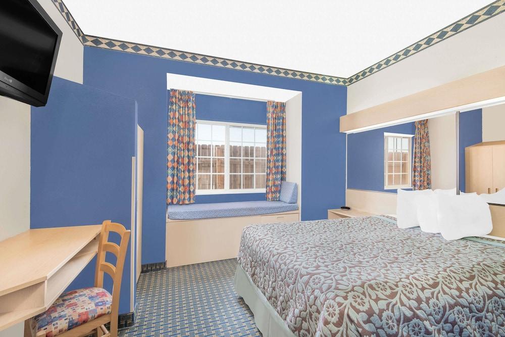 Days Inn & Suites By Wyndham Хатчінсон Екстер'єр фото